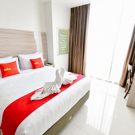 Win Grand Hotel Bekasi Exterior foto